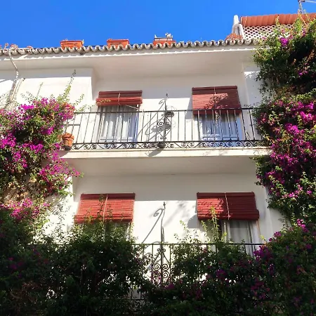 Paco Guest house